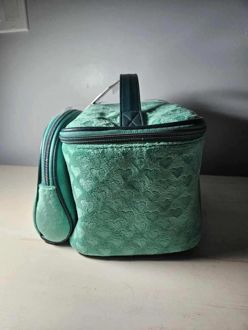 NWT Juicy Couture Green Velour Rhinestone 2-Pc Travel Makeup Bag Set